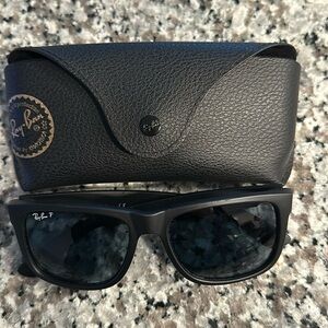 Men’s Ray Ban sunglasses